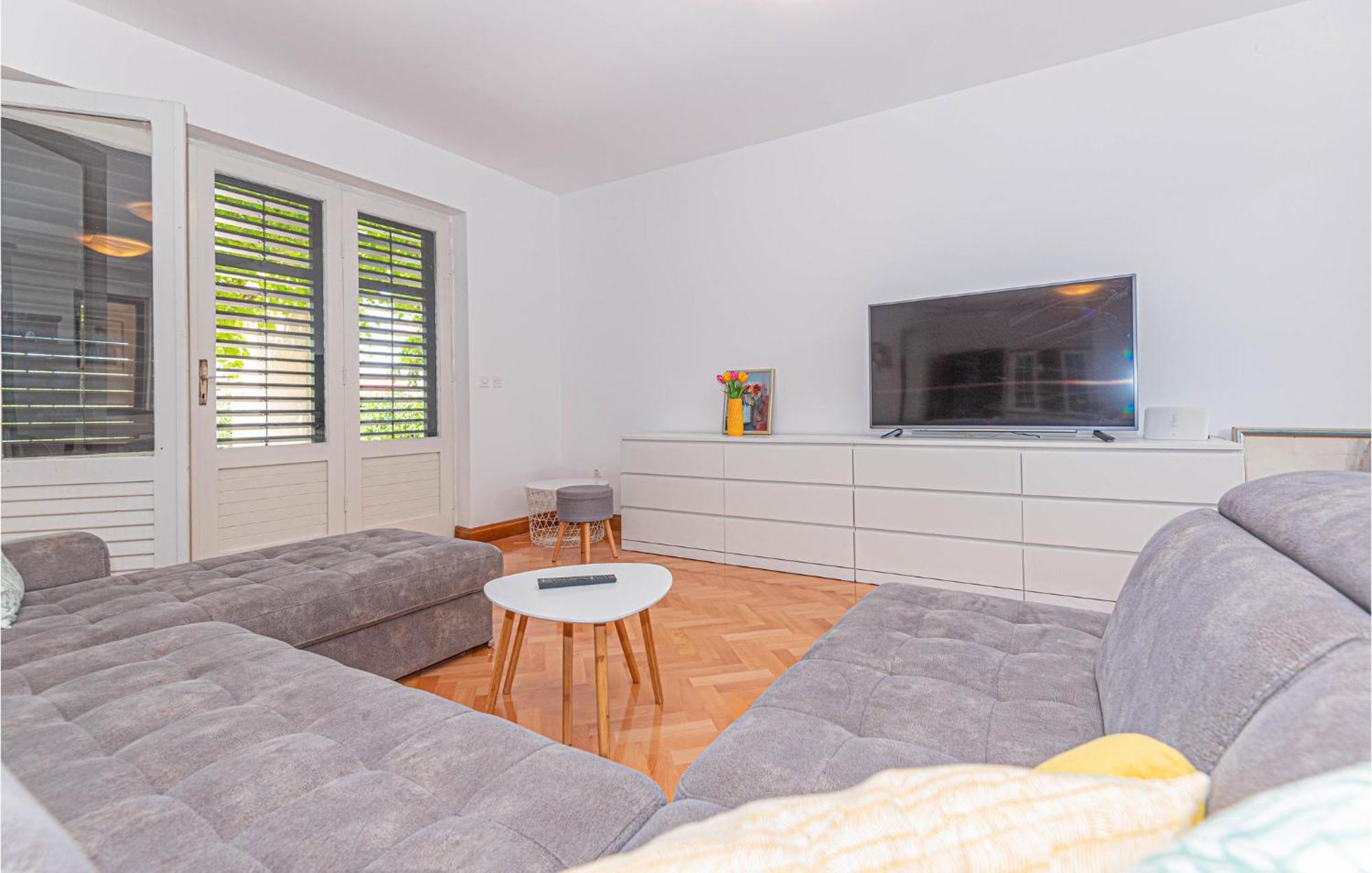 Amazing Home In Tribunj-Sovlje With Wifi Tribunj  Exterior photo