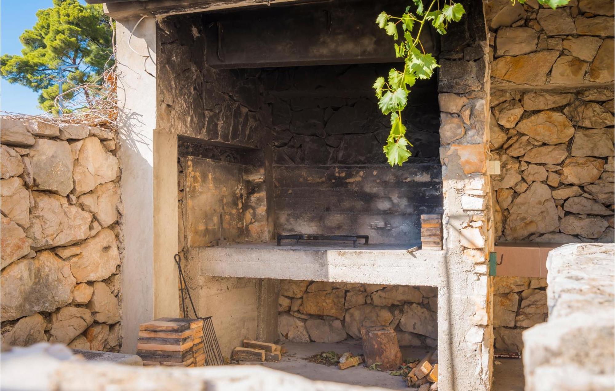 Amazing Home In Tribunj-Sovlje With Wifi Tribunj  Exterior photo