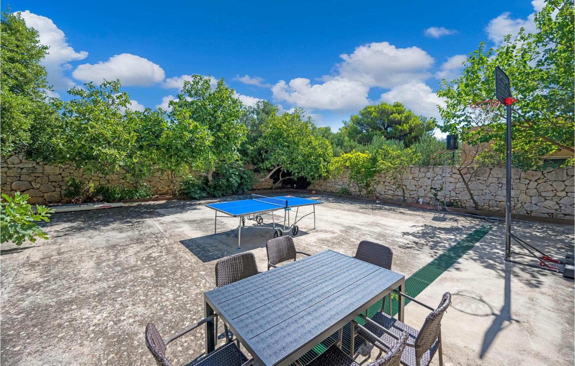 Amazing Home In Tribunj-Sovlje With Wifi Tribunj  Exterior photo